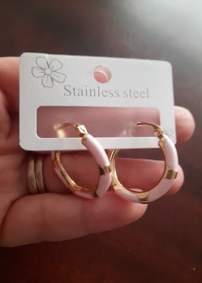 Pembe mineli Yazlık çelik küpe - Görsel 3