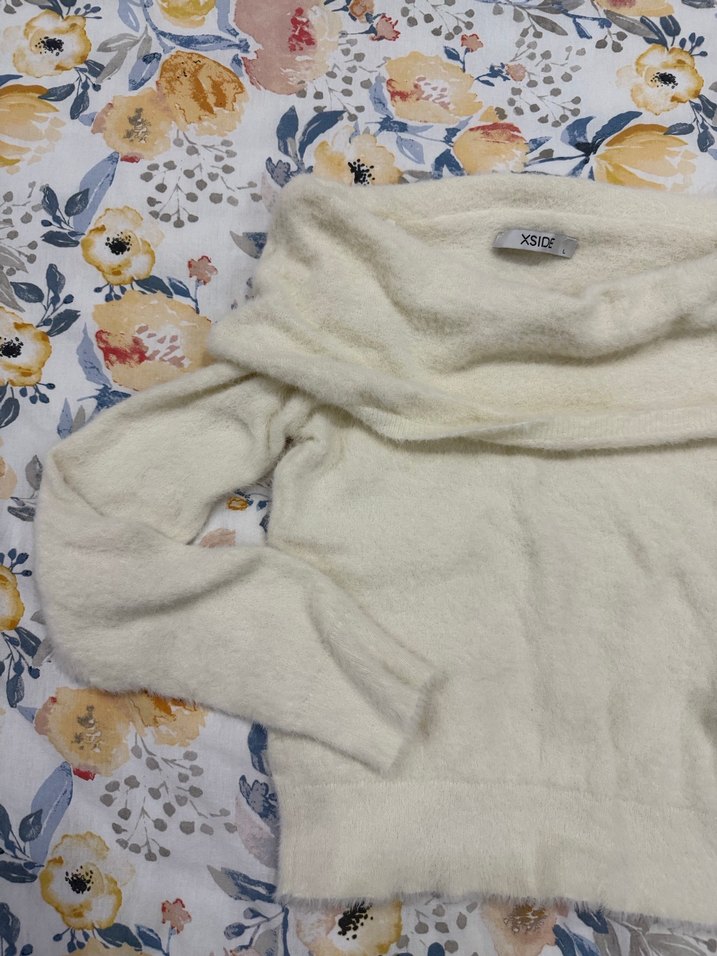 Uzun Kollu Beyaz Triko Kadın Kazak - Görsel 2