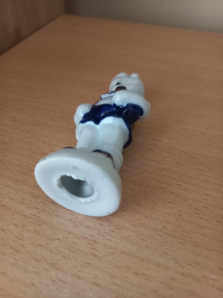 Beyaz ve Gri Minyatür Figürin - Görsel 5