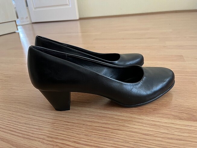 Deichmann Klasik topuklu ayakkabı