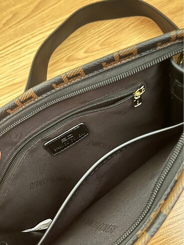 Kahverengi omuz çantası - Görsel 7