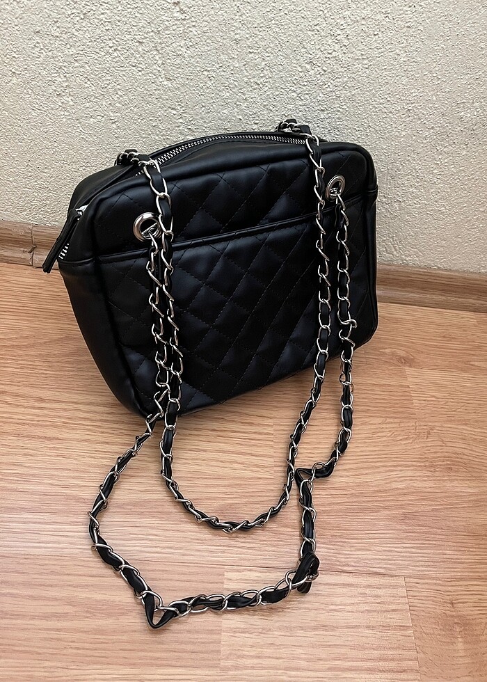 Siyah kol çantası - Görsel 2