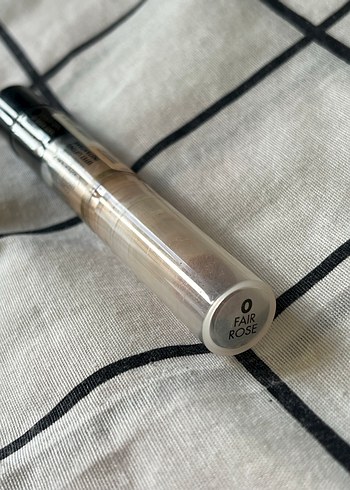 Bej Instant Lift Kapatıcı ve Aydınlatıcı - Görsel 4