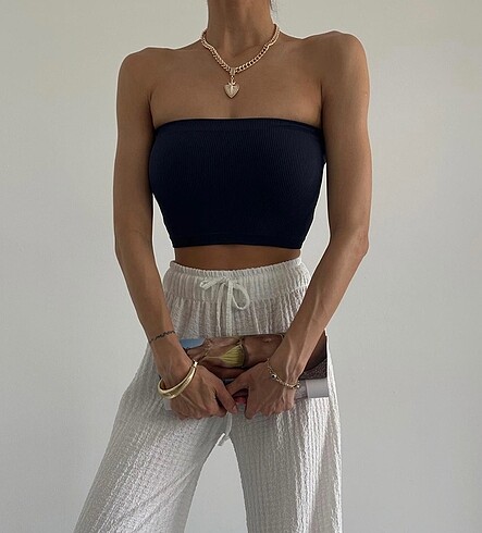Lacivert crop