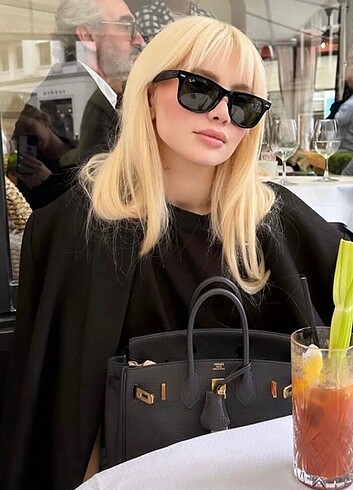 Ray Ban kadın güneş gözlüğü + gözlük kutusu hediye