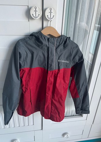 Columbia 6 Yaş