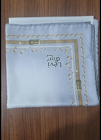  Beden Levidor twil ipek eşarp