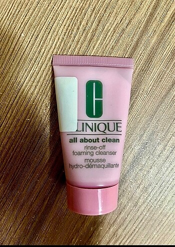 Clinique seyahat boy yüz temizleme