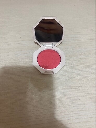 fenty beauty pinky promise 13 allık