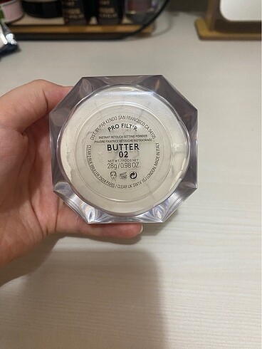  Beden fenty beauty butter 02 pudra
