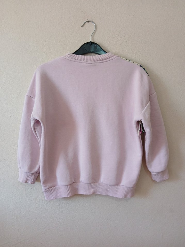 zara marka sweatshirt  Motif Detaylı 7 8 yaş - Görsel 3