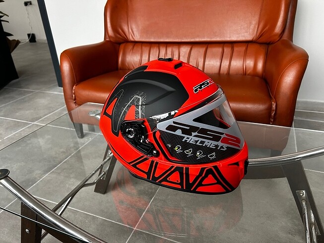 SIFIR RS2 KASK KIRMIZI L VE M Beden