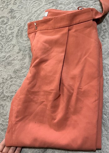 Kemer Detaylı Rahat Kesim Kadın Kumaş Pantolon - Görsel 4