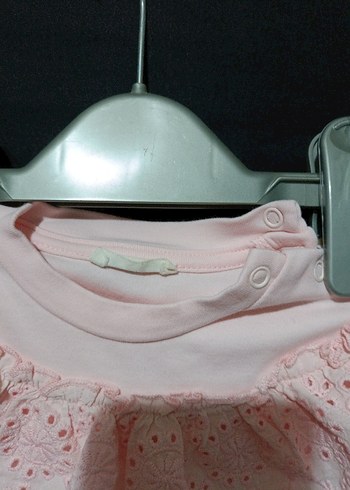 H&M Pembe Nakışlı Fırfırlı Bebek Tulum