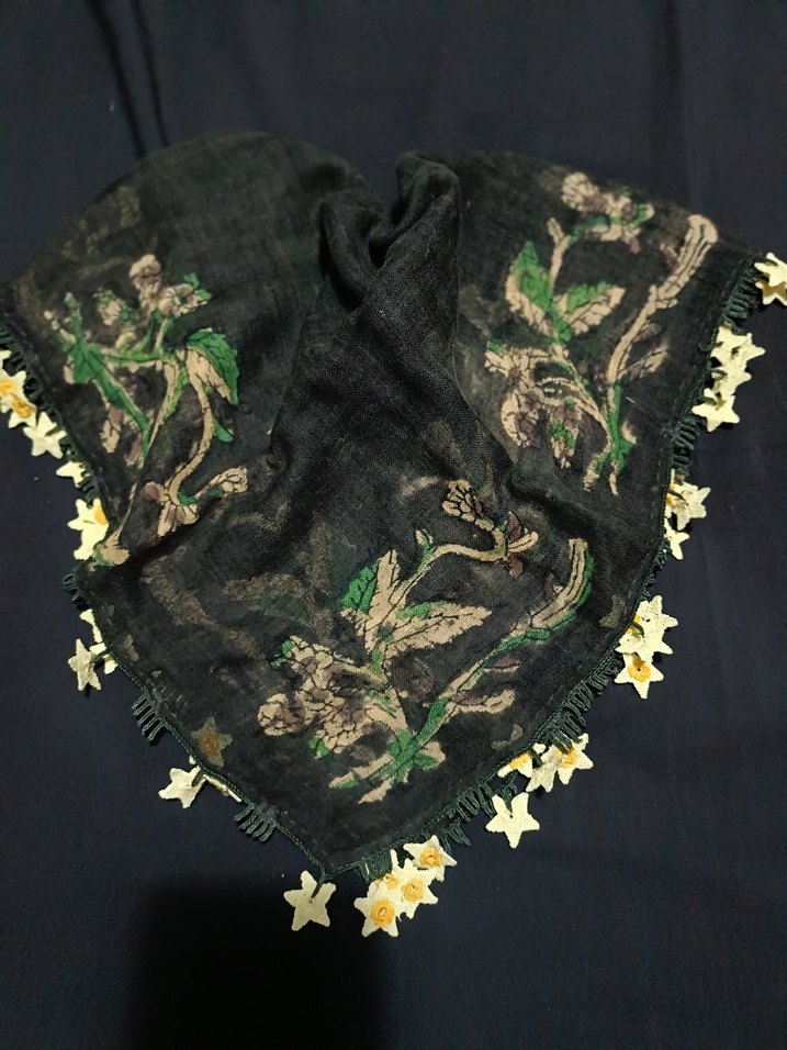 Sarı Dantel Detaylı Kadın Şal - Görsel 2