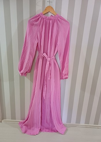 Pembe Uzun Pilili Keten Elbise