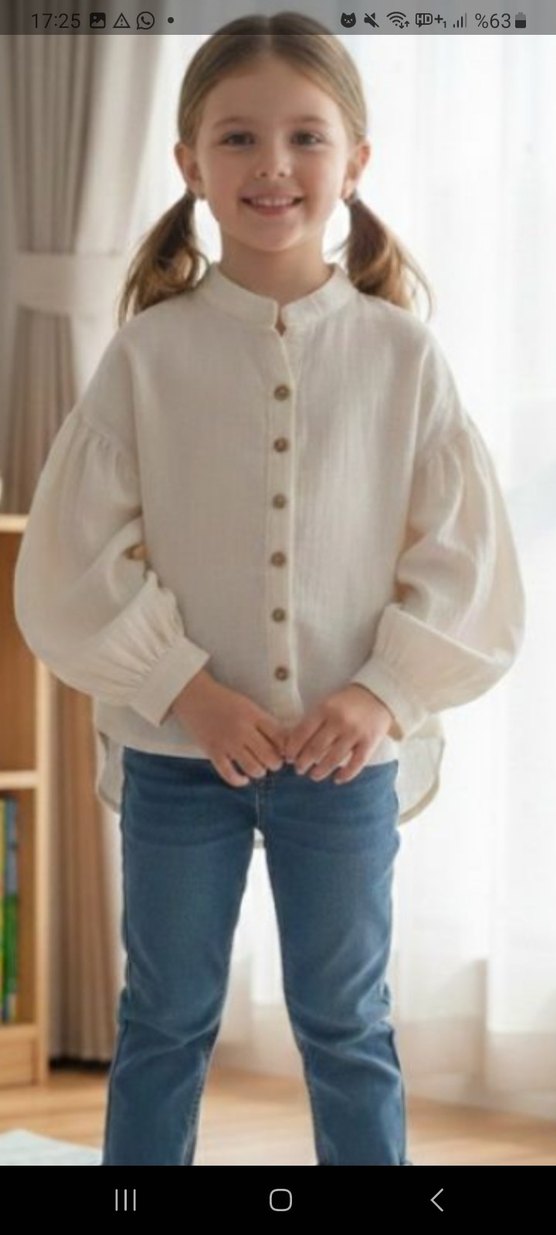 Kız Çocuk Beyaz Pamuklu Düğmeli Bluz - Görsel 2