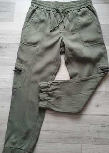 PRUVA Ş Haki Rahat Kesim Midi Kumaş Pantolon - Görsel 3