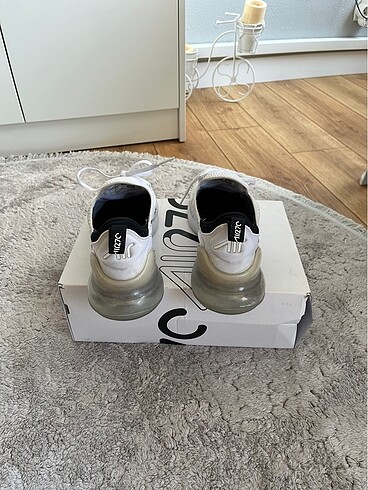 NİKE AİR ÖAX 270 - Görsel 2