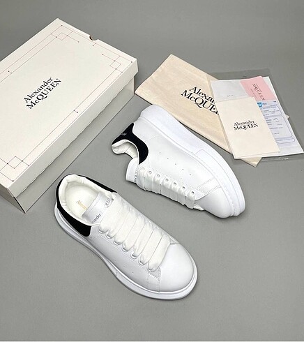 44 Beden Alexander McQueen