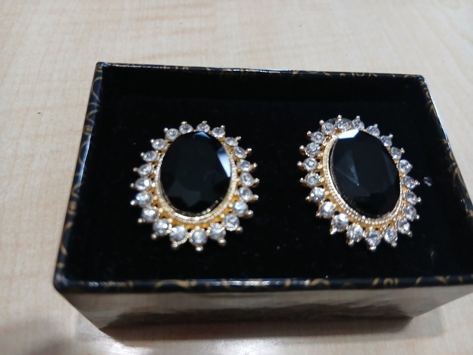 Siyah Kareli Payetli Midi Küpe - Görsel 2