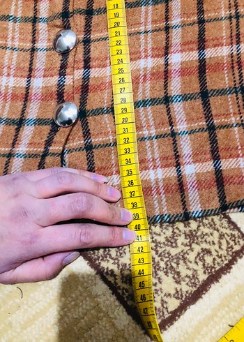 Düğmeli Kahverengi Ekose Mini Etek - Görsel 4