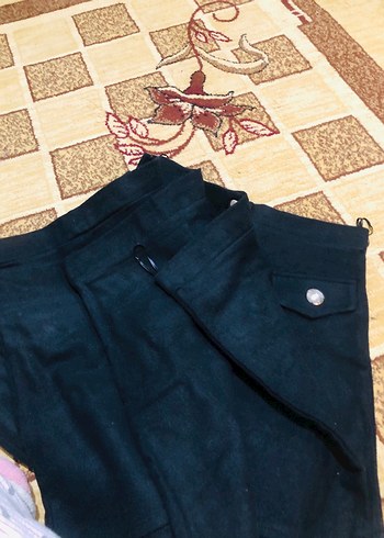 Düğmeli Siyah Süet Mini Etek - Görsel 6