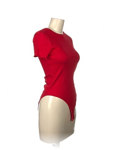 H&M H&M Bluz %70 İndirimli.