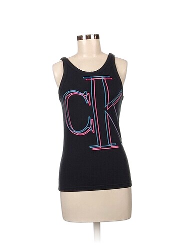 Calvin Klein Bluz %70 İndirimli.