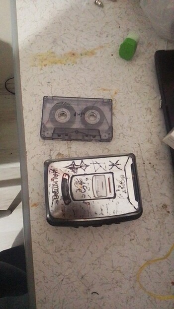 Sony walkman + limp bizkit kaseti 