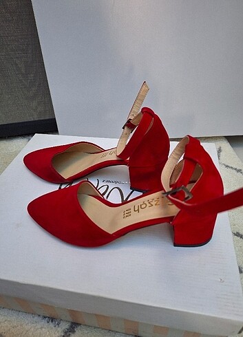 Kırmızı 5 cm topuklu ayakkabı 