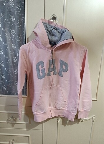 GAP sweatshirt 