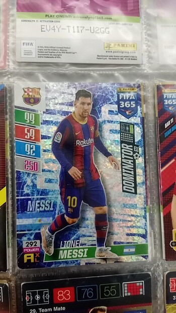 Panini FIFA 365 Dominator Lionel Messi Barcelona 