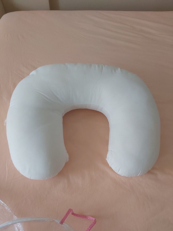 Beyaz Baskılı Emzirme ve Hamile Yastığı - Görsel 2