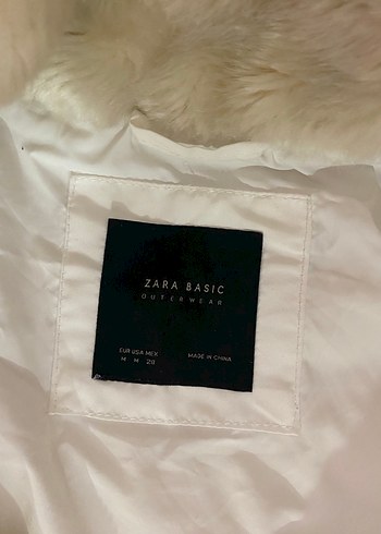 Zara Beyaz Kürk Detaylı Kadın Mont