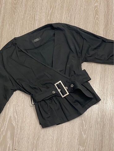 Bershka üst.