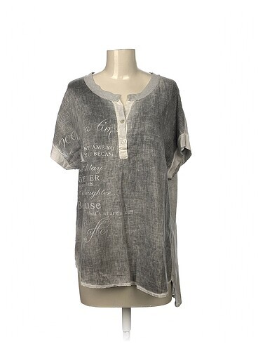 Diğer T-shirt %70 İndirimli.