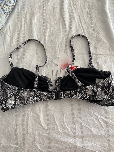 36 Beden çeşitli Renk Bikini üstü