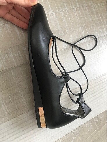 37 Beden siyah Renk İpli babet