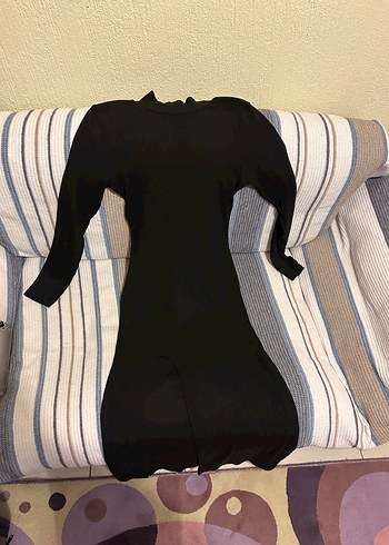 Siyah Yüksek Yaka Uzun Kollu Tunik - Görsel 2