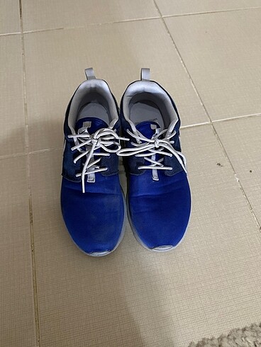 38 Beden Nike spor ayakkabı
