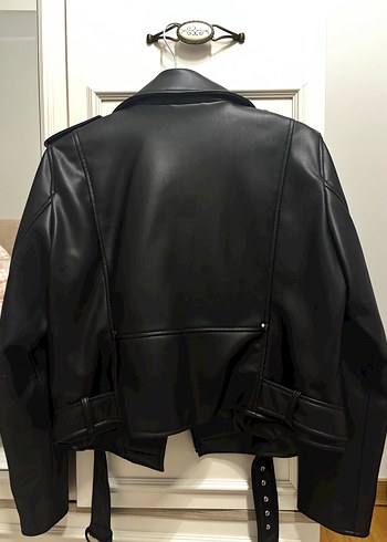 Zara Kadın Siyah Deri Biker Ceket