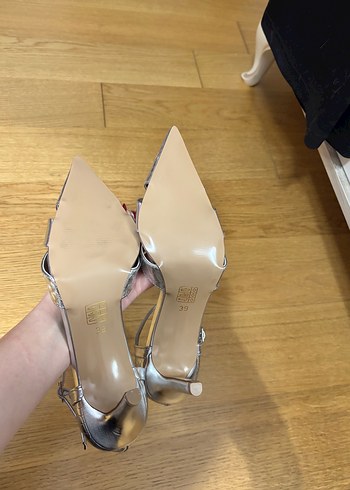 Diğer Gri Yılan Desenli Metal Stiletto Topuklu Ayakkabı