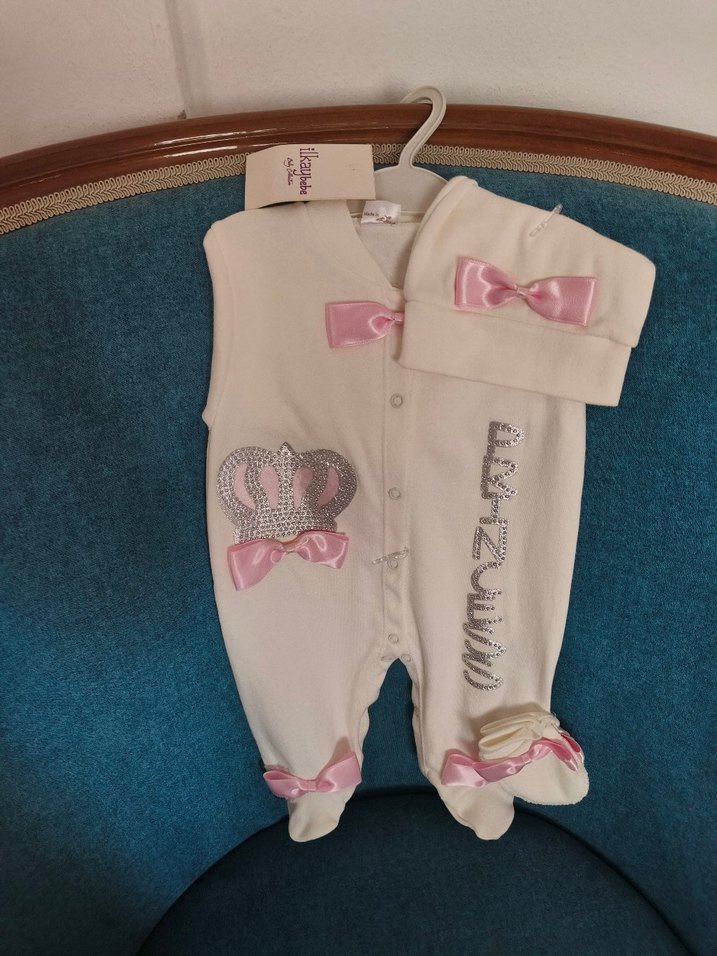 Beyaz Nakışlı Bebek Hastane Kıyafeti - Görsel 3