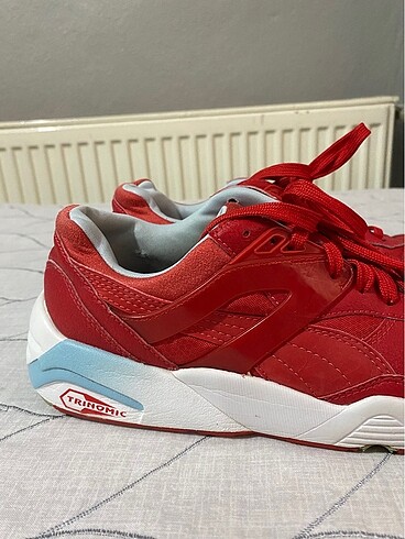 38 Beden kırmızı Renk Puma spor ayakkabı