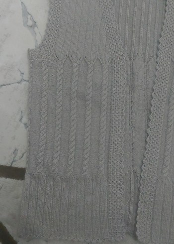 Gri V Yaka Kadın Triko Yelek - Görsel 2