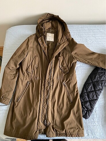 Pull and Bear PULL AND BEAR mont