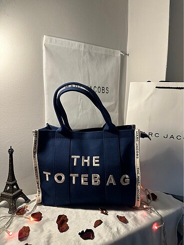 The ToteBag Bonheur by Marc Jacobs