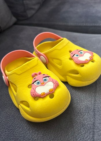 Kız Çocuk pembe tokalı Terlik