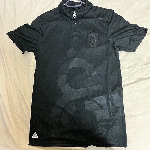 Orijinal galatasaray forma